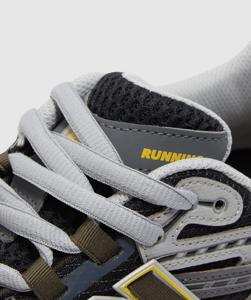 New Balance 1906 sneaker